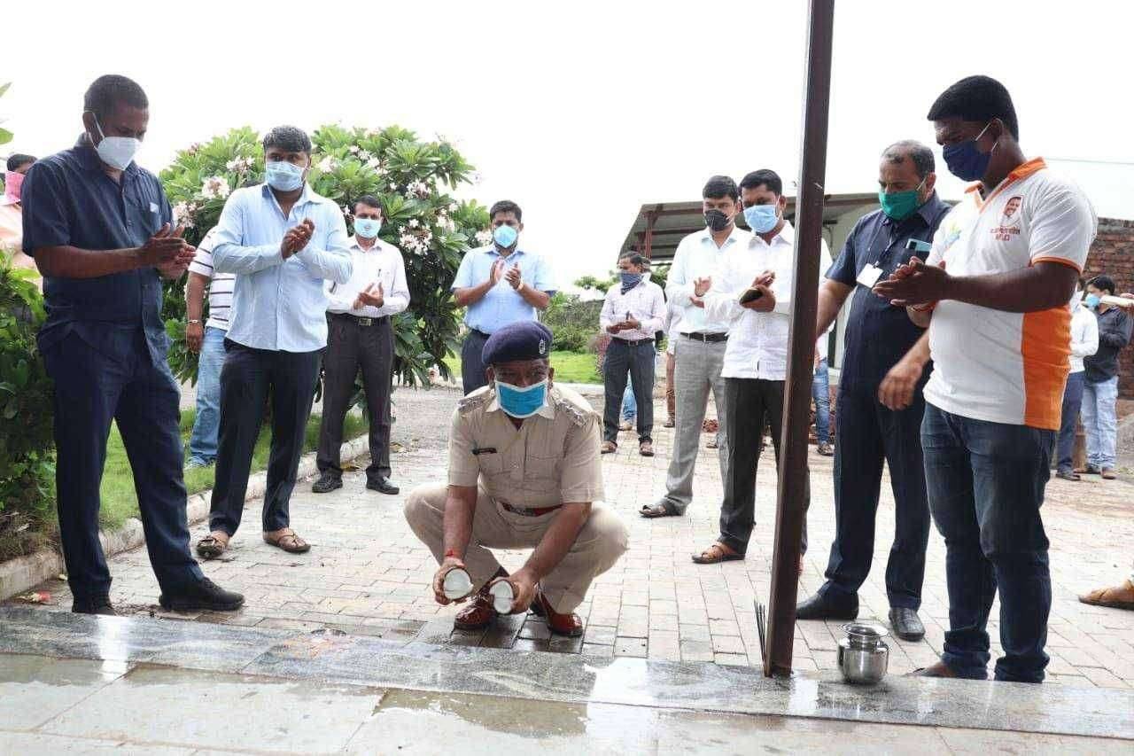 प्रशांतराव परिचारक यांच्या वाढदिवसानिमित्त युटोपीयन शुगर्स  येथे रक्तदान शिबिर संपन्न