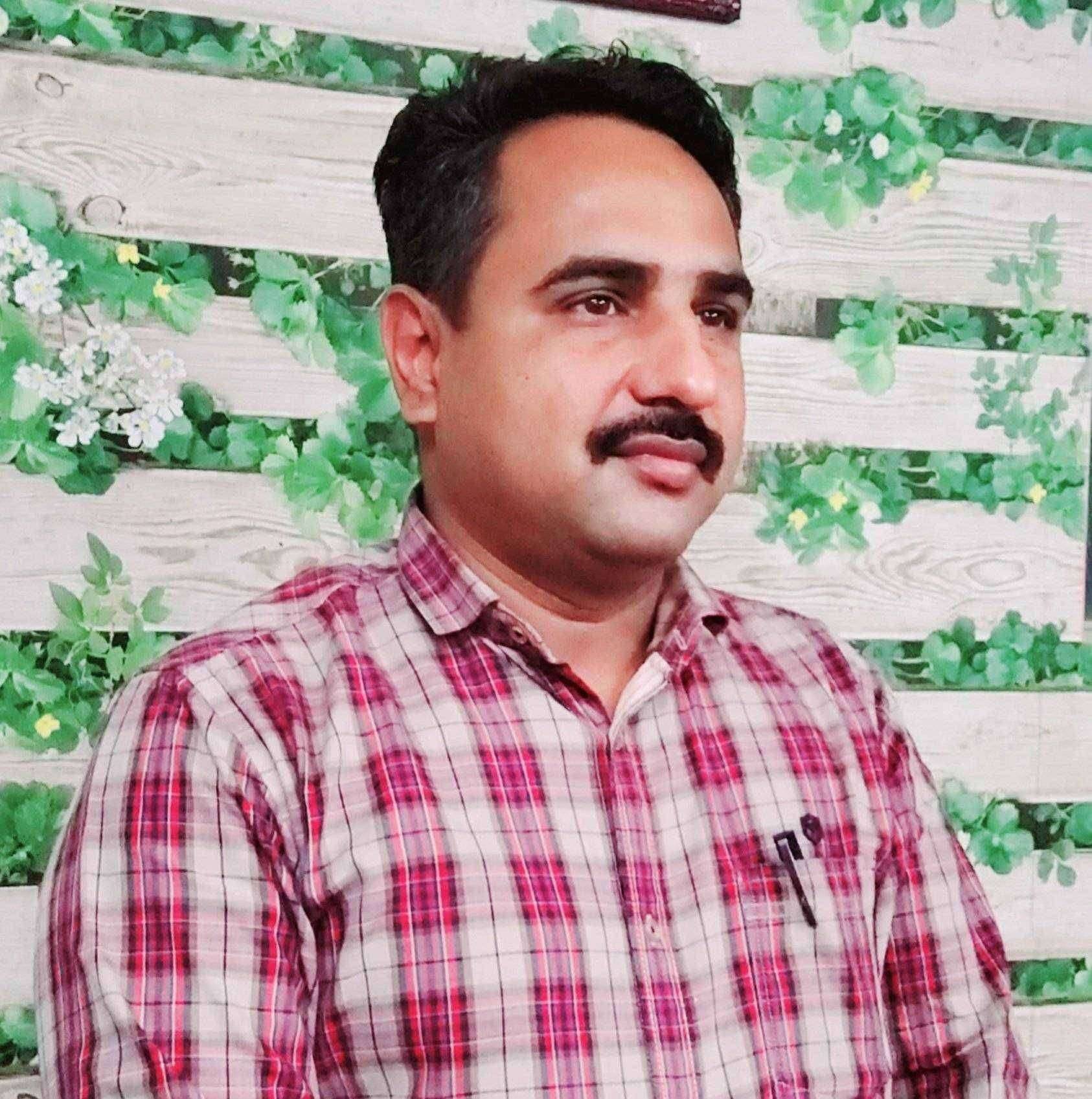 ? प्रेरणादायी...तहसीलदार मिलींदकुमार वाघ यांचा जिल्हाधिकारी जळगाव यांच्या मार्फत गौरव