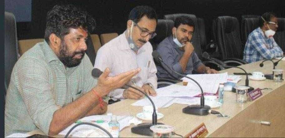 दिव्यांगांना रोजगार आणि उद्योगक्षम बनवा...ना बच्चू कडू