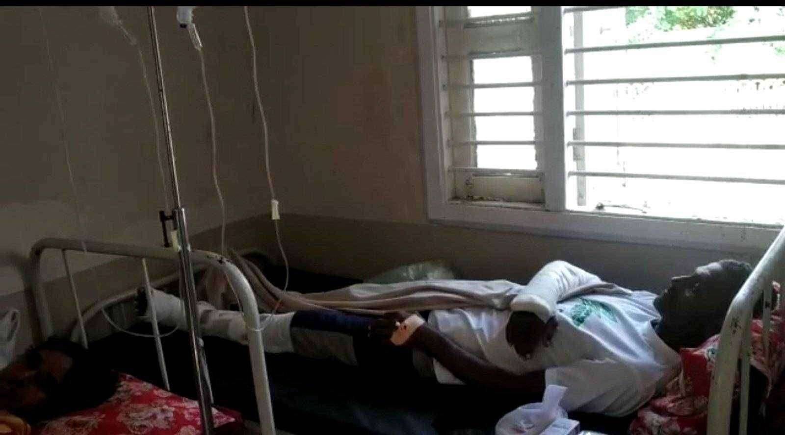 ? Crime Diary...Brutally Assault...My Family (Father,Mother,Brother) 10 वर्ष कोर्टात शेतजमिनीची लढाई जिंकली...3 महिन्यानंतर भावाने च केला सख्या भावाला , भावाच्या बायकोला आणि मुलाला मारून टाकण्याचा प्रयत्न....