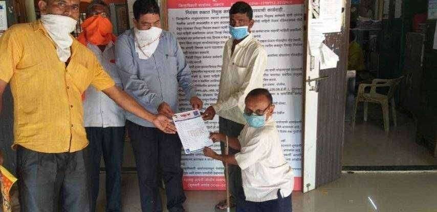 एरंडोल येथील प्रहार अपंग क्रांती संघटनेतर्फे तहसीलदारांना निवेदन.‌‍..