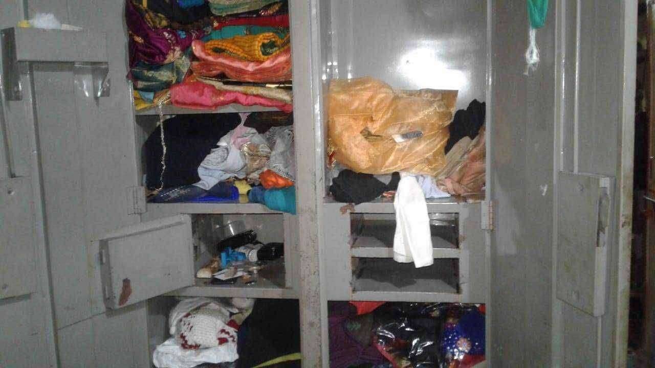 पातूर शहरात देशमुख वेटाळ येथे धाडसी चोरी