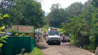 साहेबांचे आवडते हॉटेल कोरोना बाधित.... संबंधितावर गुन्हे दाखल करा