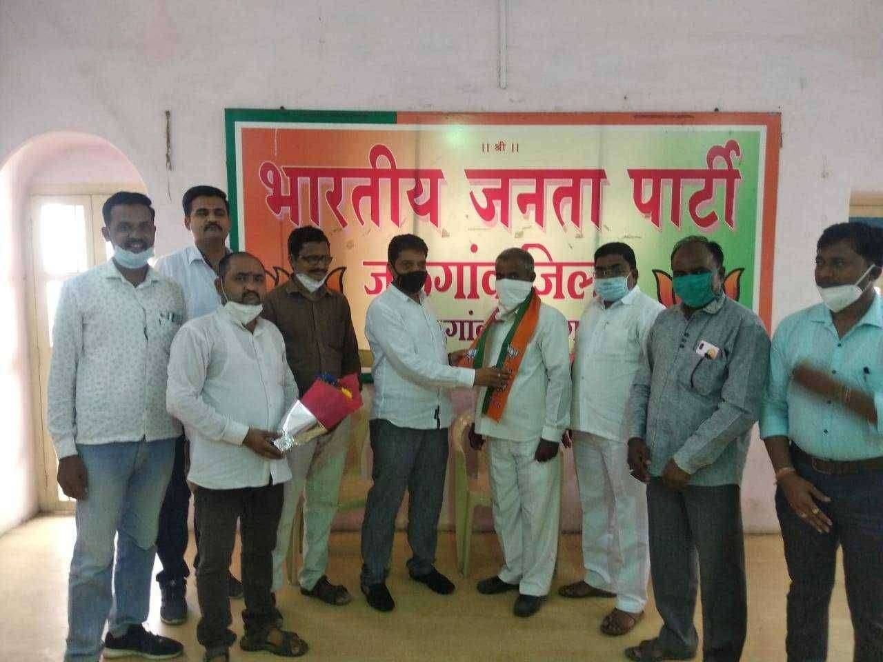 मा. उपसरपंच वर्डी येथील बारकू पाटील यांचे भाजपा मध्ये प्रवेश....