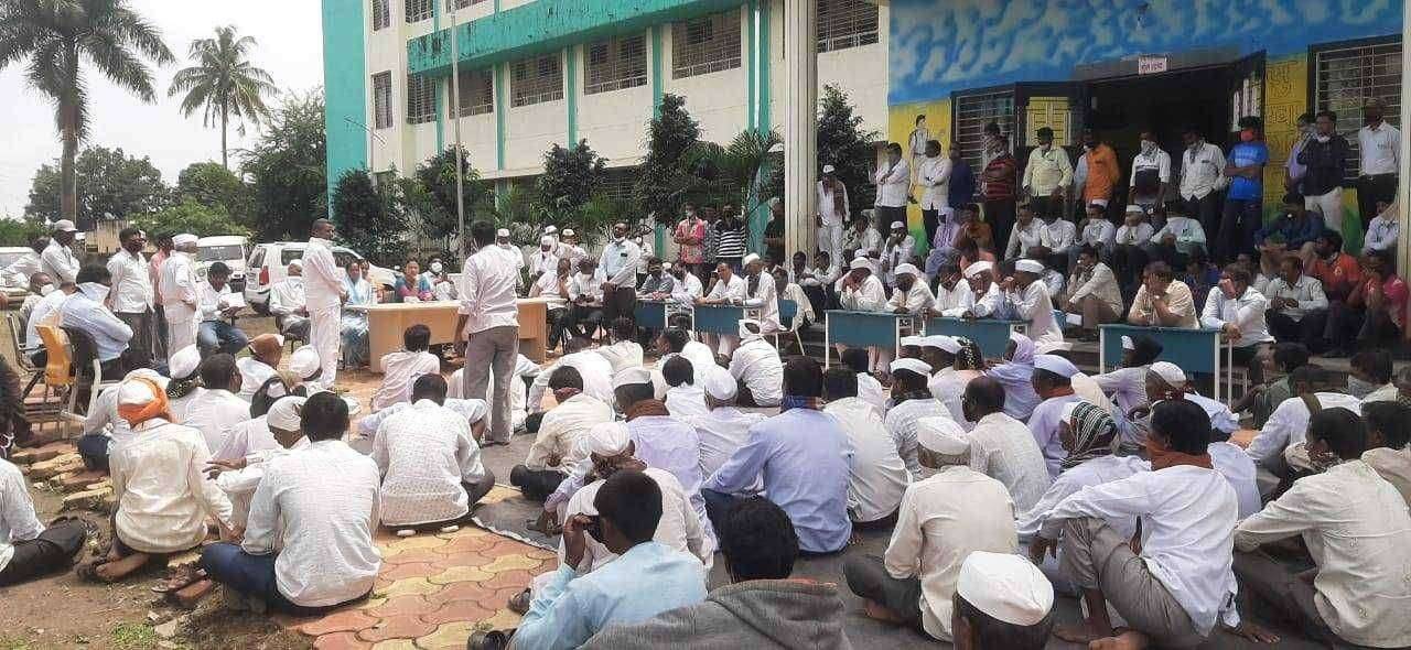 कळवण तालुक्यात वीज ग्राहकांच्या गावनिहाय तक्रारीची महावितरण दखल घेणार