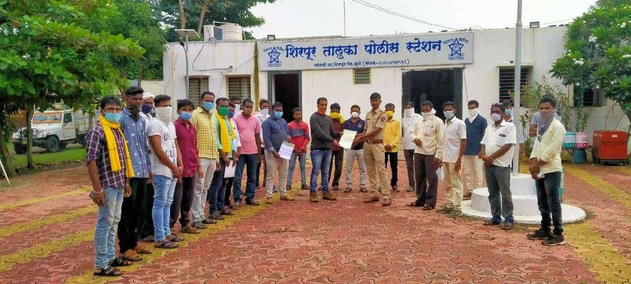 आदिवासी समाजाची व समाजातील आद्य क्रांतीकारकांची बदनामी करणे बंद करा.