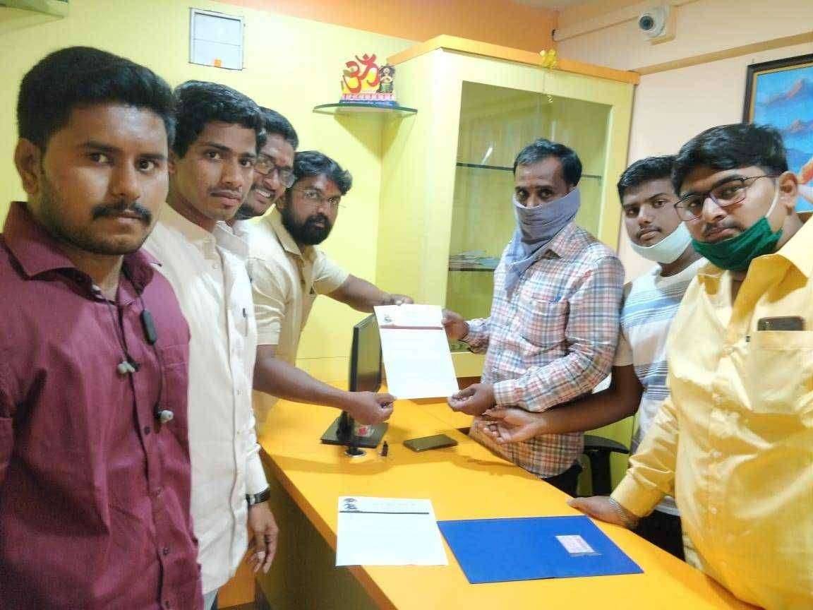 दि.शिवसमर्थ मल्टीस्टेट सोसायटीच्या बोधचिन्हावर संभाजी ब्रिगेडचा आक्षेप !