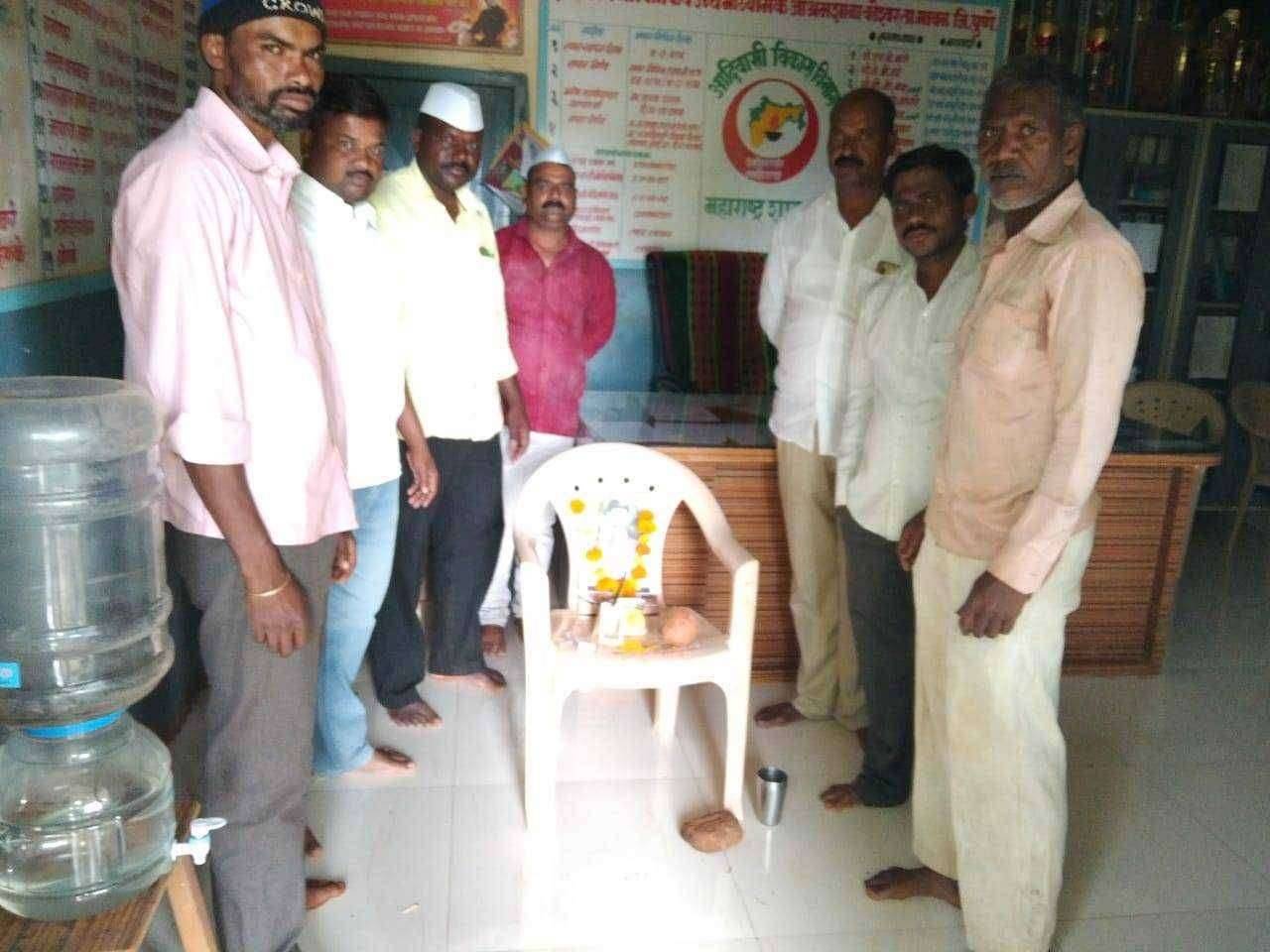 हुतात्मा नाग्या कातकरी यांना वडेश्वर येथे बिरसा क्रांती दलाच्या वतीने अभिवादन