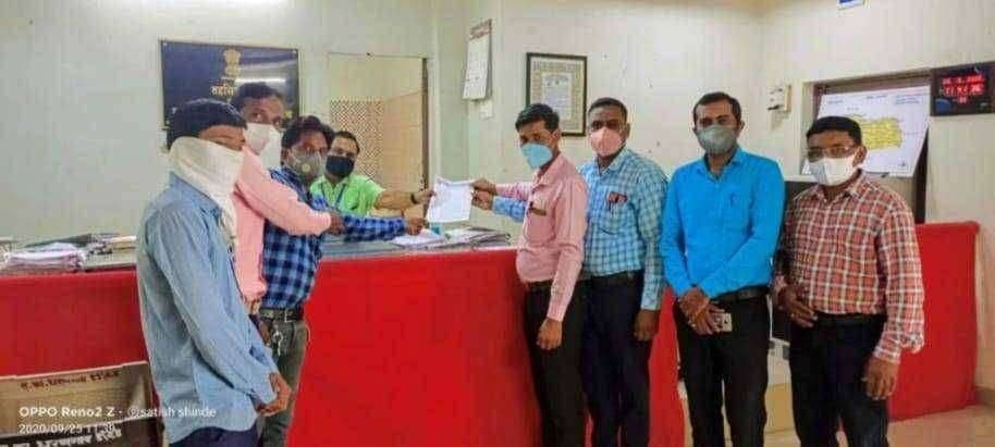 धरणगाव तालुका प्रोटान संघटने कडून मा.तहसीलदार नितीनकुमार देवरे साहेब यांना निवेदन…..