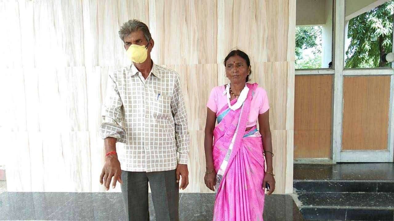 ? Crime Diary..डोमा येथील अंगणवाडी सेविका व त्यांच्या कुटुंबियांवर केला जीवघेणा हल्ला..पोलीसांनी ही मुलाला महिलेला केली धक्काबुक्की मुंडले कुटुंब झाले भयभीत