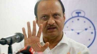 रस्त्यावर खड्डा दिसता कामा नये..