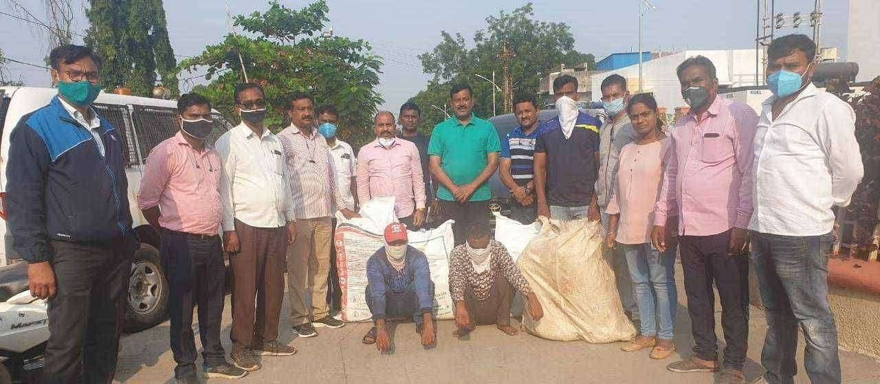 ? Crime Diary..गांजाची तस्करी करणारे दोन महिलांसह चार जण अटकेत..पाच लाखाचा गांजा जप्त