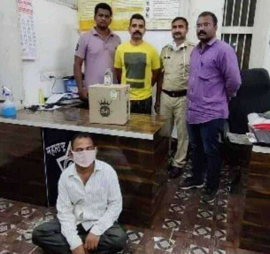 अवैध दारू विक्रेत्याला चाळीसगाव पोलिसांनी केली अटक ; हप्त्यातील ही दुसरी कारवाई..