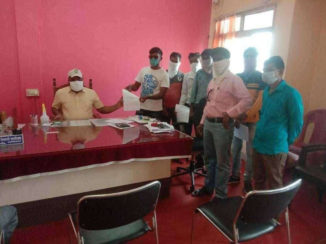 कामठी येथील पिडीताला शासनाने आर्थिक मदत करावी चिमूर क्रांती नाभिक समाज तालुका संघटनेची मागणी