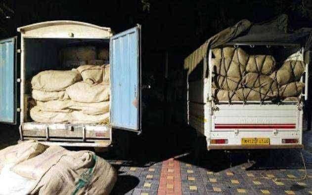 पंढरपूर शहर पोलीसांनी तब्बल 25 लाख रुपयांचा गुटखा हस्तगत केला