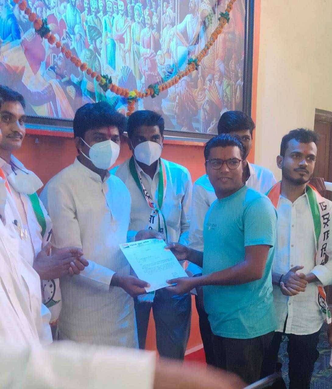 राष्ट्रवादी युवक काँग्रेस पार्टी रावेर तालुका व शहर च्या नूतन पदाधिकाऱ्यांचा सत्कार..