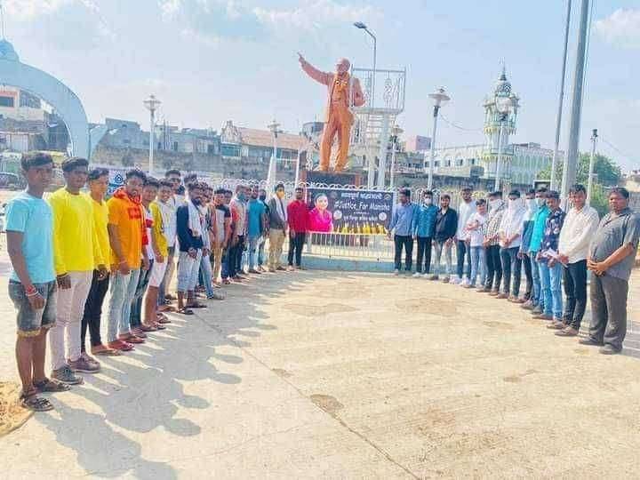 धुळे जिल्हा काँग्रेस कमिटी तर्फे दोंडाईच्यात आंदोलन