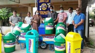 लायन्स क्लब स्मार्ट सिटी नागपूर तर्फे चांपा गावाला नऊ कचरापेटी व दोन कचरा वाहक धक्कल गाडीची भेट