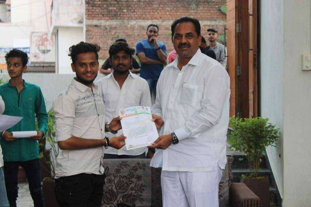 ?️ युवा कार्यकर्ता निखिल चव्हाण यांची राष्ट्रवादी विद्यार्थी काँग्रेसच्या शहर उपाध्यक्ष पदी निवड