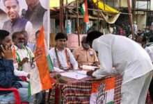 काँग्रेसच्या वतीने तीन केंद्राने पारित केलेल्या कृषी कायद्या विरोधात स्वाक्षरी मोहीम…