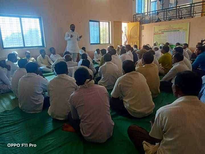 अखिल भारतीय काँग्रेस कमिटीची बैठक..