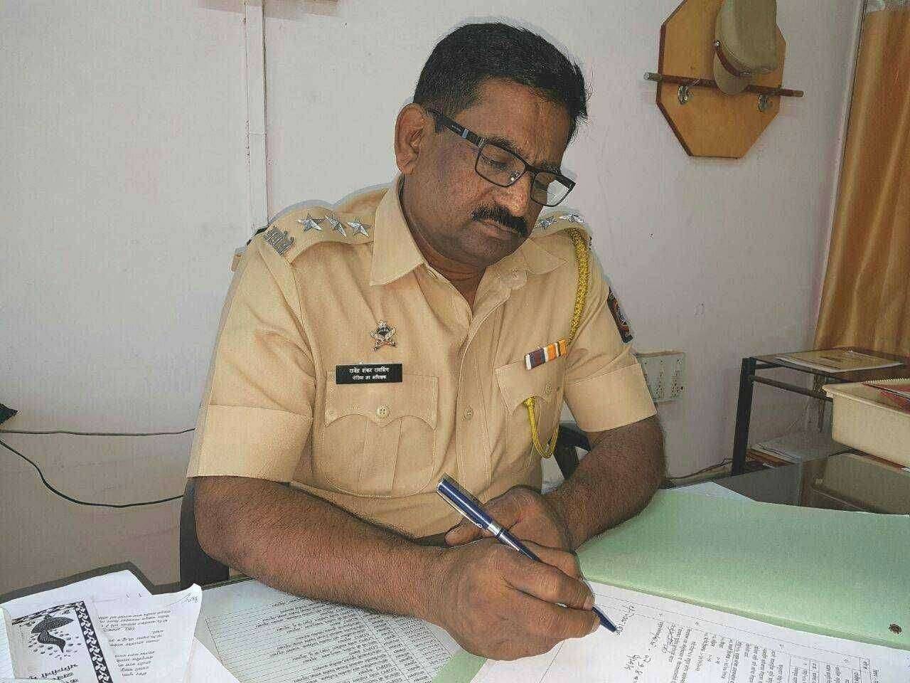 चोपडा तालुक्याला श्री सौरभ अग्रवाल साहेबाच्या जागी नवनियुक्त श्री राजेंद्र शंकरराव रायसिंग DYSP साहेबांचे आगमन!