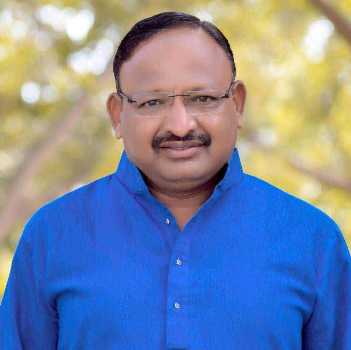 गोरगरिबांची रेल्वे सुरु करा- रेल्वे सल्लागार सदस्य श्री प्रवीणभाऊ महाजन यांची मागणी…