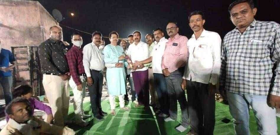 उत्तर महाराष्ट्रातील पत्रकारांच्या समस्या व मागण्यांसाठी नेहमीच प्रयत्नशील !--महाराष्ट्र राज्य मराठी पत्रकार संघाचे उत्तर महाराष्ट्र अध्यक्ष प्रवीण सपकाळे दिवाळी पूर्वी अमळनेरात पत्रकार बांधवांचा स्नेहमेळावा!