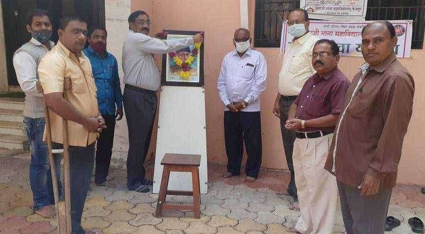 धनाजी नाना महाविद्यालय फैजपूर येथे मौलाना अब्दुल कलाम आजाद यांची जयंती उत्साहात साजरी