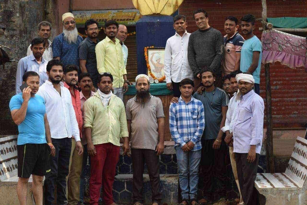 कोडीद येथे क्रांतीसूर्य भगवान बिरसा मुंडा जयंती महोत्सव साजरा"