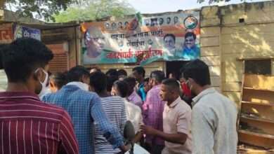 राष्ट्रवादी पक्षाचे अँड.भावसार यांच्या आँफीससह कार्यालयावर तोडफोड अँड.भावसार वाचले,मध्यस्थी पडलेल्या पोलीसही जखमी...