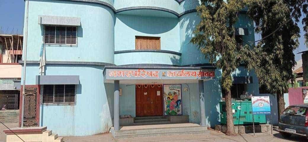 सावधान ! अजून कोरोना गेला नाही - - सावधान!मास्क न लावणार्यांवर दंडात्मक कारवाई करावी लागेल: मुख्याधिकारी सौरभ जोशी.