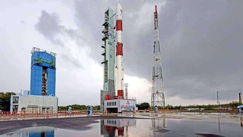 ?️ Breaking News..भारतीय अंतराळ संशोधन संघटनेने (इस्रो) शनिवारी SHAR वरून PSLVC49 चे यशस्वी प्रक्षेपण