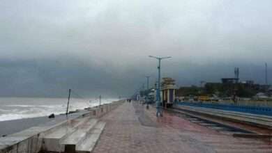 ?Big Breaking..चक्रीवादळा मुळे चेन्नई च्या आजूबाजूच्या परिसराला रेड अलर्ट..कलम 144 लागू..