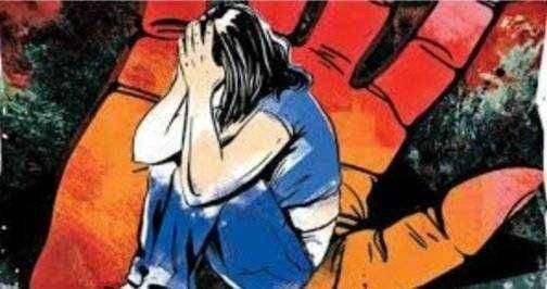 ? लज्जास्पद..वसईतील एका रुग्णालयात कोविड उपचार घेत असलेल्या महिलेचा विनयभंग, पिडीतीचे नग्न अवस्थेत विडिओ काढून 10 लाख रुपयांची केली मागणी