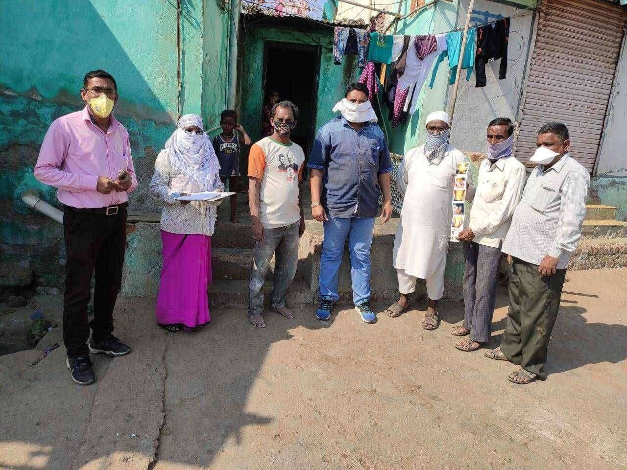 फैजपुरात कुष्ठरोग शोध मोहीम चे येथील नगरसेवक शेख कुर्बान यांच्या हस्ते उद्घाटन