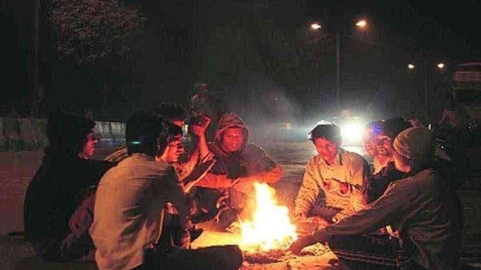 राज्यात वाढला थंडीचा कडाका मुंबईत यावर्षीच्या हंगामातील सर्वाधिक कमी तापमानाची झाली नोंद..