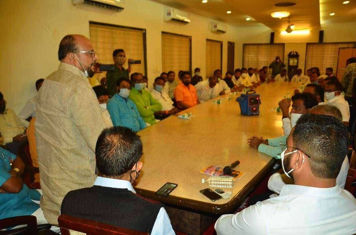 स्थानिक स्वराज्य संस्थांवर सत्तेसाठी संघटन महत्वाचे -ना. गुलाबराव पाटील