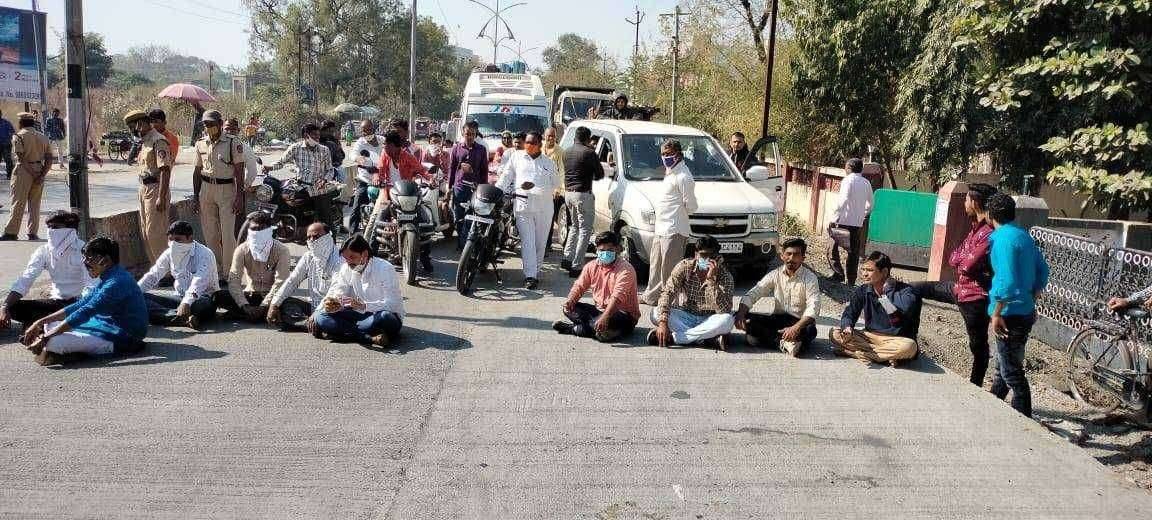 केंद्र सरकारकडून दिल्ली सीमेवरील शेतकरी आंदोलनाला मिळालेल्या अमानुष वागणुकीच्या तीव्र निषेध