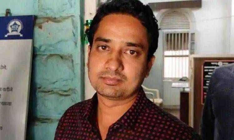 ?️ ' रेड ' न टाकण्यासाठी डॉक्टरांकडून 10 लाखाची लाच घेणारा इन्कम टॅक्सचा निरीक्षक अँटी कॅपरपशन च्या जाळ्यात