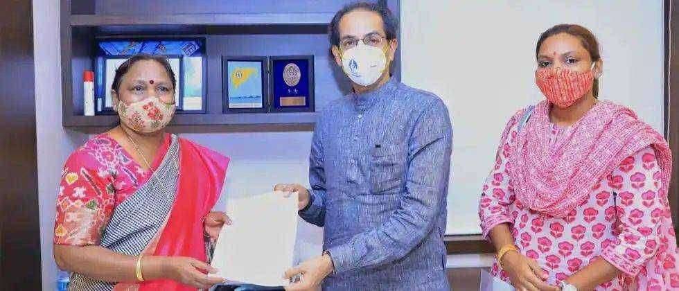 ? निर्मला गावित यांना शिवसेनेत मानाचे स्थान ?