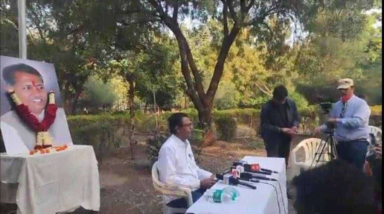 ? गिरीश महाजन यांची धुलाई...जळगाव जिल्ह्याचे राजकारण सुडाच्या दुसऱ्या वळणावर