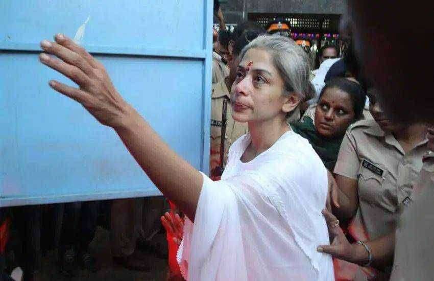 ? इंद्राणी मुखर्जीचा कैद्यासाठीचे कपडे घालण्यास नकार