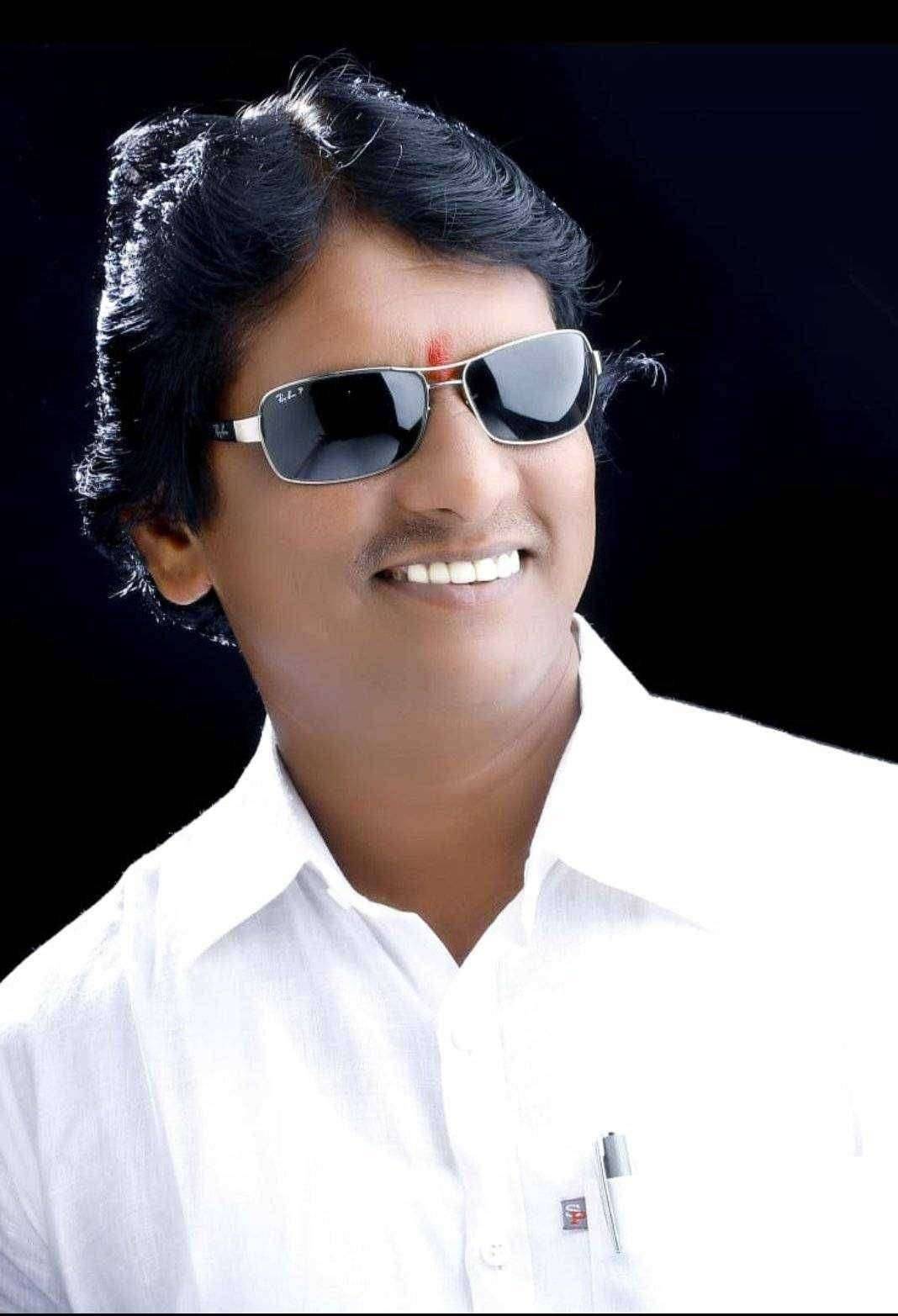 आमचा कुठला पक्ष नाही किंवा आम्ही कुठल्या पक्षाचे नाही आमची एक ओळख आ.कै.भारत नाना भालके समर्थक (समाजसेवक ) संजय बाबा ननवरे