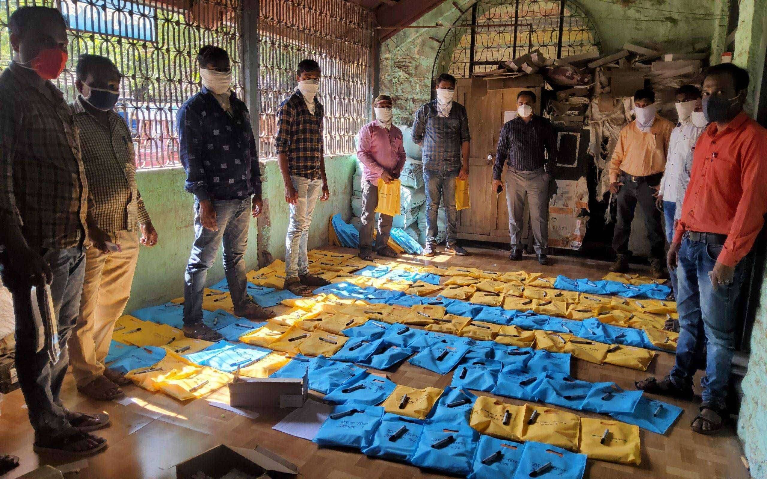 ?️अमळनेर कट्टा.. ग्रामपंचायत निवडणूकीच्या पार्श्वभूमीवर निवडणूक विभागाची तयारी..अमळनेर निवडणूक अधिकारी आणि कर्मचारी यांच्या धावपळीबरोबरच कामांचे योग्य नियोजन...असा आहे निवडणूक कार्यक्रम