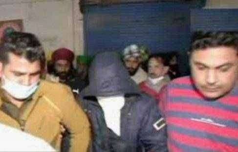 ? खळबळजनक ..ट्रॅक्टर रॅलीत शेतकरी नेत्यावर गोळ्या झाडण्याचा कट..! शूटर ला घेतला ताब्यात...! षडयंत्र की राजकीय डावपेच..!