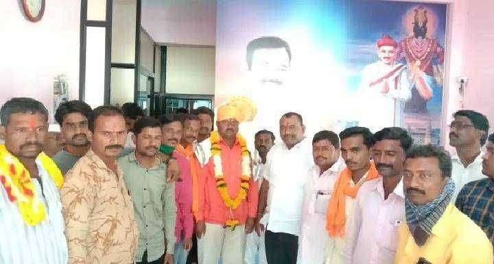 समाधान दादा अवताडे गटाच्या ग्रामपंचायत तीन जागा बिनविरोध विधानसभेच्या पूर्वतयारी वर विजयाची सलामी