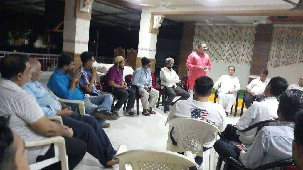 अमळनेरात लादलेला बंद हाणून पाडण्याचा व्यापारी संघटनांचा निर्णय