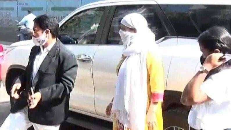 ?️Breaking..धंनजय मुंडे प्रकरण..!तक्रारदार महिला पुन्हा पोलिस स्टेशनमध्ये दाखल