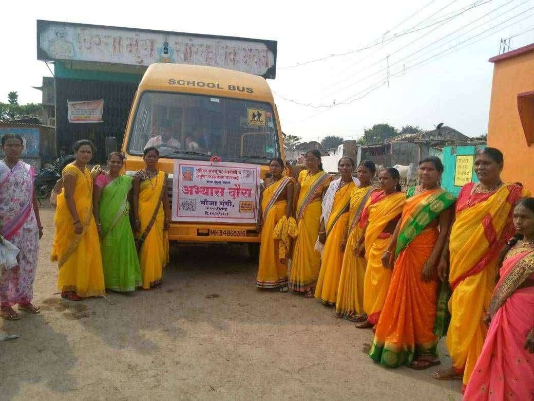 कोरपना तालुक्यातील धानोली येथील महिला बचत गटाने केला मंगी (बु) येथे अभ्यास दौरा